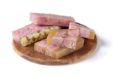 Kaisersülze oder Truthahnsauerfleisch im tegut Prospekt Kaisersülze oder Truthahnsauerfleisch von im aktuellen tegut Prospekt für 1,99 €