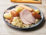 Choucroute garnie pour 2 personnes - ANDRE BAZIN - U Express à Neuilly-sur-Seine Choucroute garnie pour 2 personnes - ANDRE BAZIN en promo chez U Express Neuilly-sur-Seine à 9,49 €
