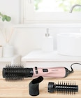 Stylingbürste 3in1 im Woolworth Prospekt Stylingbürste 3in1 von VITALmaxx im aktuellen Woolworth Prospekt für 30,00 €