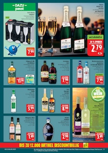 Vodka im Marktkauf Prospekt "AUSWAHL RIESIG, PREISE NIEDRIG" mit 44 Seiten (Nürnberg)