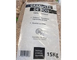 Granulés de bois Din Plus - Sac de 15 Kg,  taux d'humidité : ≤ 10% en promo chez Brico Dépôt Cholet à 4,79 €
