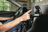 Kfz-Smartphone-Halterung im Angebot bei Lidl in Meerbusch Kfz-Smartphone-Halterung Angebote von TRONIC bei Lidl Meerbusch für 5,99 €