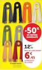 Echarpe Mixte en promo à 6,45 € chez Super U Echarpe Mixte dans le catalogue Super U