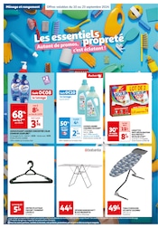 Table À Repasser Angebote im Prospekt "SEPTEMBRE AU TOP" von Auchan Hypermarché auf Seite 42