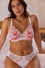 LIGNE ROSA FANTAISIE SANS COMPLEXE - Auchan Hypermarché à Roubaix LIGNE ROSA FANTAISIE SANS COMPLEXE en promo chez Auchan Hypermarché Roubaix à 16,99 €