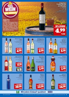 Wein im Marktkauf Prospekt "AUSWAHL RIESIG, PREISE NIEDRIG" mit 44 Seiten (Nürnberg)