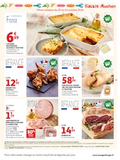 Promos Foie Gras Cru dans le catalogue "BIEN AU CHAUD" de Auchan Hypermarché Foie Gras Cru en promo dans le catalogue Auchan Hypermarché à la page 25