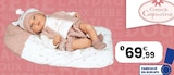 Léa bébé réaliste 40 cm - CERISE & CAPUCINE à 69,99 € dans le catalogue JouéClub
