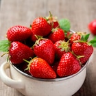 Promo Fraises Rondes Bio à 3,99 € dans le catalogue Botanic à Rueil-Malmaison