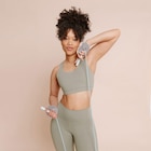 Promo Brassière de sport dos nageur vert kaki femme à 12,99 € dans le catalogue La Halle à Meyzieu