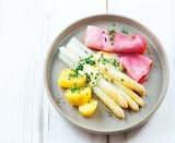 Weisser Spargel im aktuellen porta Möbel Prospekt