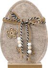 dm-drogerie markt - Filzaufsteller Ei mit Kordel & Blümchenapplikation, beige (18 cm) Angebot im Prospekt Filzaufsteller Ei mit Kordel & Blümchenapplikation, beige (18 cm) bei dm-drogerie markt im Prospekt "" für 4,25 €