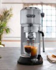 Siebträger-Espressomaschine Dedica Arte EC885.M im Angebot bei Netto Marken-Discount in Mainz Siebträger-Espressomaschine Dedica Arte EC885.M Angebote von DeLonghi bei Netto Marken-Discount Mainz für 159,99 €