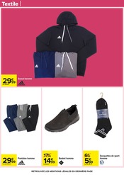 Chaussures Homme Angebote im Prospekt "70 % D’ÉCONOMIES SUR UNE SÉLECTION DE PRODUITS D'HYGIÈNE" von Carrefour auf Seite 88