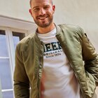 Blouson bomber déperlant Liberto vert kaki homme - La Halle Blouson bomber déperlant Liberto vert kaki homme à 32,19 € dans le catalogue La Halle