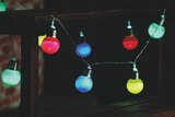 Guirlande solaire 10 boules - Maxi Bazar Guirlande solaire 10 boules à 5,99 € dans le catalogue Maxi Bazar