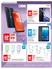 Accessoires téléphone portable Angebote im Prospekt "Tous prêts pour la rentrée" von Auchan Hypermarché auf Seite 12