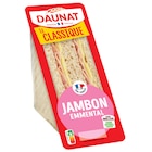 Promo Sandwich triangle "Le Classique" à 1,85 € dans le catalogue Carrefour Market à Cours