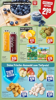 Äpfel im REWE Prospekt "Dein Markt" mit 30 Seiten (Fürth)