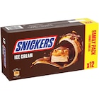 Barres glacées "Format Familial" - SNICKERS en promo chez Carrefour Market Barres glacées "Format Familial" - SNICKERS dans le catalogue Carrefour Market