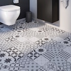 Dalle pvc adhésive "mosaic polina" en promo à 15,59 € chez Brico Dépôt Dalle pvc adhésive "mosaic polina" dans le catalogue Brico Dépôt
