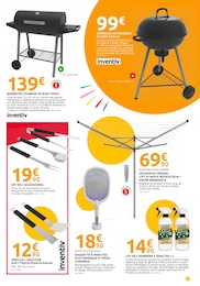 Offre Barbecue Charbon dans le catalogue Mr.Bricolage du moment à la page 9