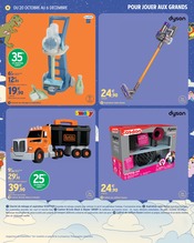 Promos Aspirateur dans le catalogue "DEMAIN, C'EST NOËL." de Intermarché Hyper Aspirateur en promo dans le catalogue Intermarché Hyper à la page 16