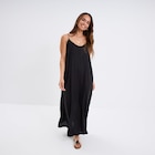 La Halle Mende - Promo Robe longue fluide bretelles noir femme Promo Robe longue fluide bretelles noir femme à 19,99 € dans le catalogue La Halle à Mende