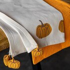 2 torchons pumkin/pompom en promo chez B&M 2 torchons pumkin/pompom dans le catalogue B&M