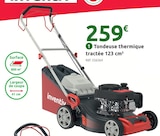 Promo Tondeuse thermique tractée 123 cm³ à 259,00 € dans le catalogue Mr.Bricolage à Masny