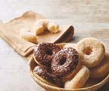 3 donuts sucrés ou 3 donuts décor chocolat + 1 offert dans le catalogue Super U