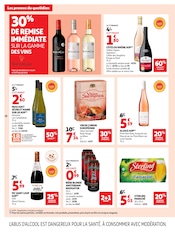 Promos Vin dans le catalogue "TOUS DANS LE MATCH" de Auchan Hypermarché Vin en promo dans le catalogue Auchan Hypermarché à la page 28