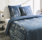 Parure housse de couette et 1 taie d'oreiller skyline - DOMEDIA en promo chez Intermarché Parure housse de couette et 1 taie d'oreiller skyline - DOMEDIA dans le catalogue Intermarché