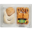 Assortiment de pâtisseries orientales à Carrefour Market dans Rive-de-Gier