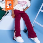 Promo Pantalon de jogging large bordeaux fille à 5,00 € dans le catalogue La Halle à Saint-Germain-du-Puy