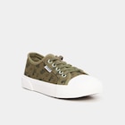 Tennis basses en toile vert kaki garçon dans le catalogue La Halle