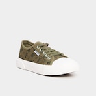 Tennis basses en toile vert kaki garçon dans le catalogue La Halle