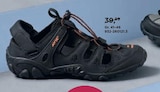 Trekkingschuhe von Avic im aktuellen RENO Prospekt