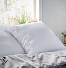 Oreiller moelleux lavable à 95° - DOMÉDIA en promo chez Intermarché Rouen à 11,99 €