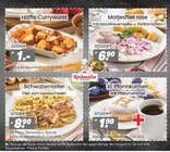 Höffis Currywurst, Matjesfilet rose, Schwabenteller oder XL Pfannkuchen Angebote von Kochmütze bei Höffner Erfurt für 1,00 €