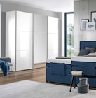 Schwebetürenschrank 3-türig  im aktuellen XXXLutz Möbelhäuser Prospekt für 1.299,00 €