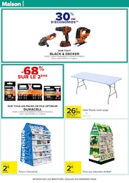 Offre Table Pliante dans le catalogue Carrefour du moment à la page 65