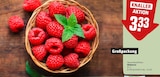 Himbeeren im Angebot bei REWE in Bad Homburg Himbeeren Angebote bei REWE Bad Homburg für 3,33 €