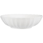 Assiette creuse forme fleur en promo chez B&M Assiette creuse forme fleur dans le catalogue B&M