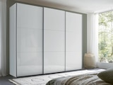 Schwebetürenschrank 3-türig im XXXLutz Prospekt Schwebetürenschrank 3-türig von moderano im aktuellen XXXLutz Prospekt für 1.199,00 €