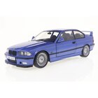 Promo Voiture 1:18 ème BMW Coupé Bleu 1996 à 39,99 € dans le catalogue Feu Vert à Andelnans