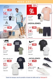 Prix et réduction Bermuda Homme dans le prospectus Intersport en cours Offre Bermuda Homme dans le catalogue Intersport du moment à la page 3