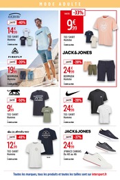 Promos Bermuda Homme dans le catalogue "DES PRIX QUI DONNENT ENVIE DE SOLEIL" de Intersport à la page 3