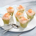 Verrines avocat et cocktail de crevettes surimi ananas en promo chez Carrefour Saint-Maur-des-Fossés à 7,95 €