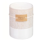 Grande bougie ceramique texturee en promo à 7,99 € chez B&M Grande bougie ceramique texturee dans le catalogue B&M